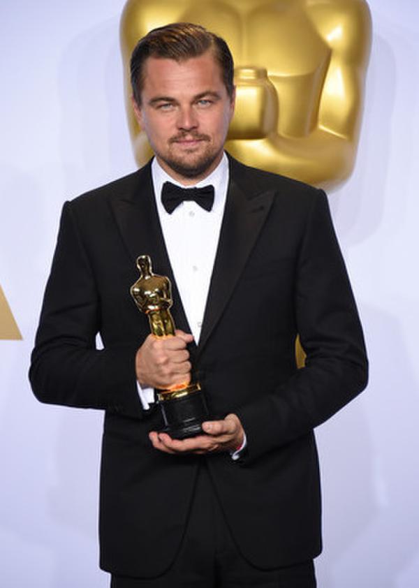 dicaprio)凭借着《荒野猎人》在2016年获得第88届奥斯卡最佳男主角