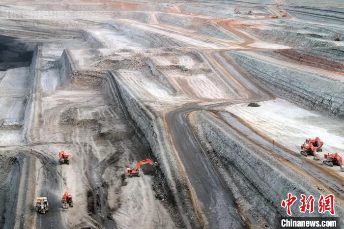 探访中国最大整装煤田露天煤矿