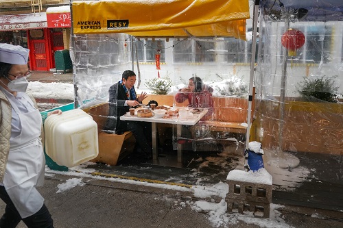 杨安泽在纽约各地吃过饭，包括本月早些时候在华埠