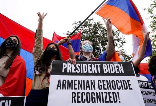 亚美尼亚侨民在土耳其大使馆前集会