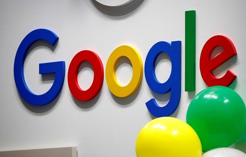 谷歌在科技行业峰会现场的企业标识