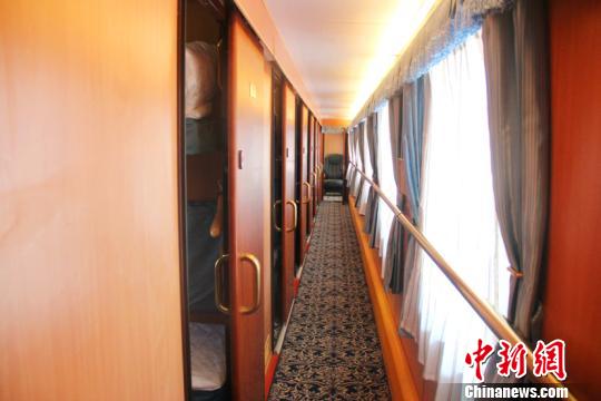 “五一”小长假中国最北铁路首开“龙江之星”旅游专列
