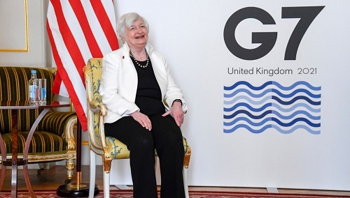 美国财政部长耶伦在位于伦敦的兰开斯特宫与G7成员国的财政部长合影留念