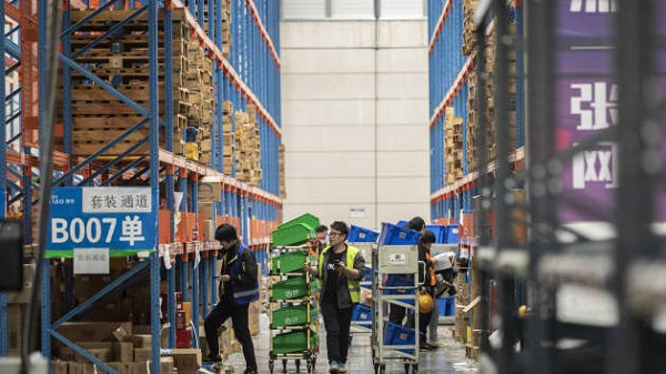 阿里巴巴集团控股的物流子公司菜鸟仓库在中国江苏省无锡