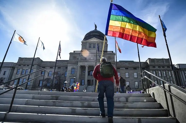 美联社：美蒙大拿州立法 答应学生对变性人同学辨明男女和直呼学名